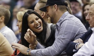 AP THUNDER BUCKS BASKETBALL S BKN ENT FBN USA WI